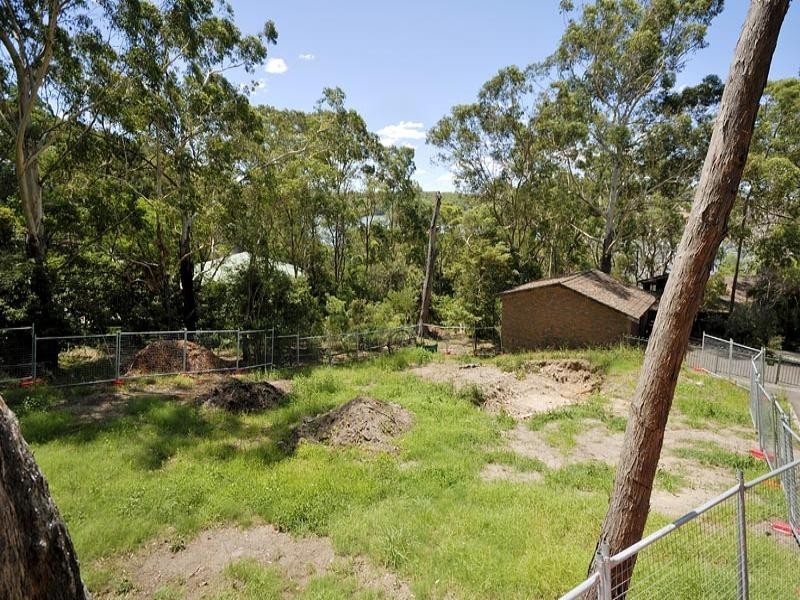 81B Bignell Street, Illawong NSW 2234