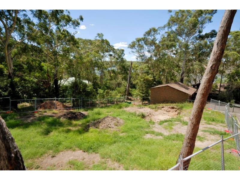 81B Bignell Street, Illawong NSW 2234
