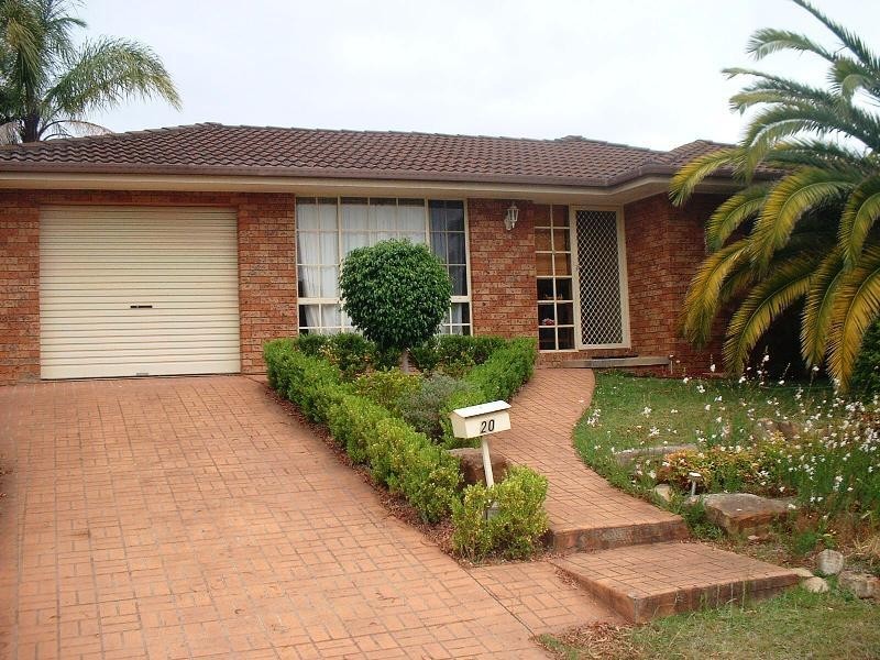 20 Carmarthen Street, Menai NSW 2234