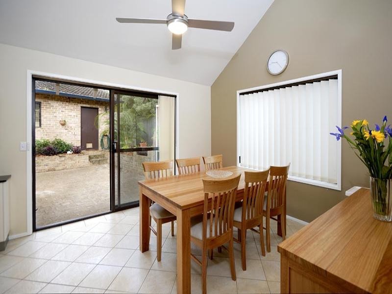 5 Walsh Close, Illawong NSW 2234