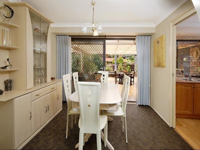 9 Shand Close, Illawong NSW 2234