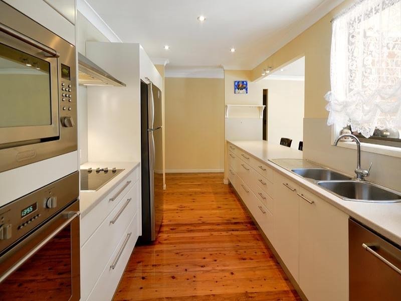83 Brushwood Drive, Alfords Point NSW 2234
