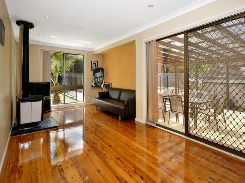 83 Brushwood Drive, Alfords Point NSW 2234
