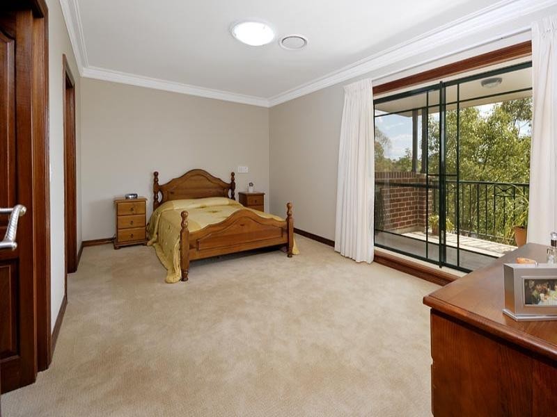 6 Penmon Close, Menai NSW 2234