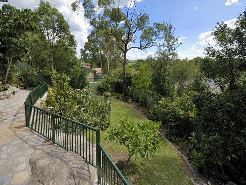 6 Penmon Close, Menai NSW 2234