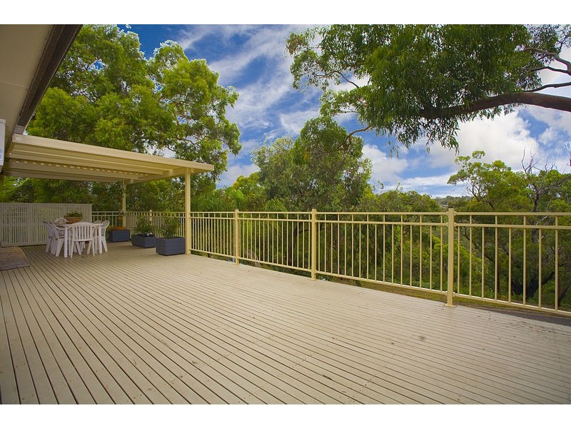 24 Connor Place, Illawong NSW 2234