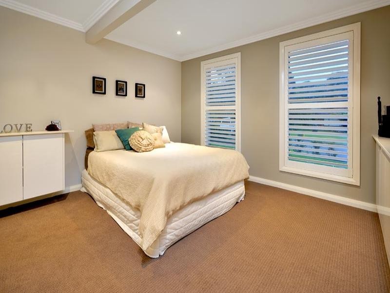10 Ilumba Place, Bangor NSW 2234