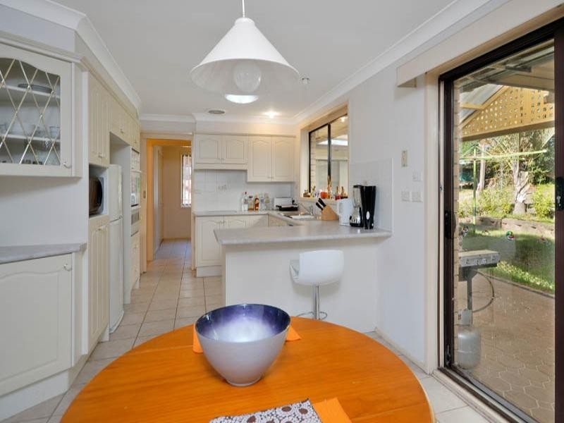 94 Bignell Street, Illawong NSW 2234