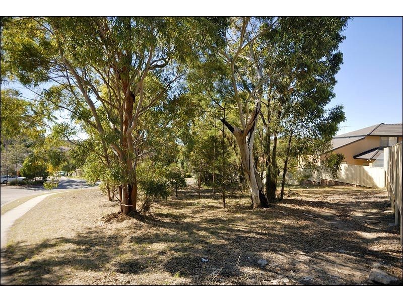 13 James Close, Menai NSW 2234