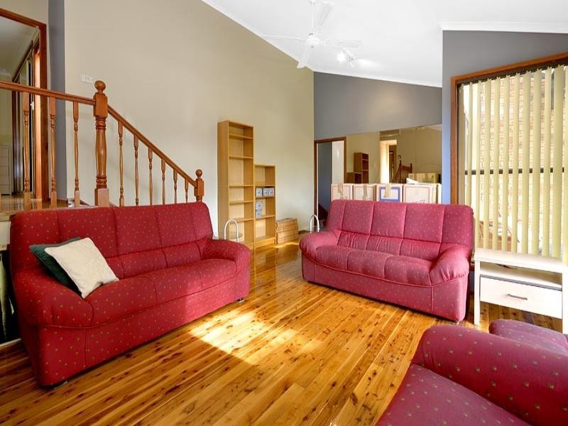10 Goolagong Place, Menai NSW 2234