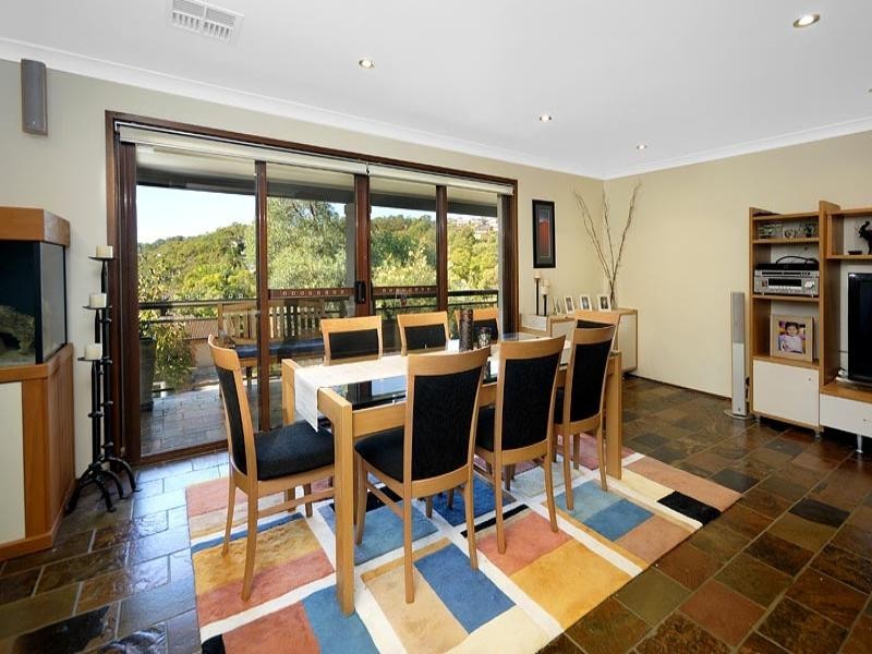 58 Griffin Parade, Illawong NSW 2234