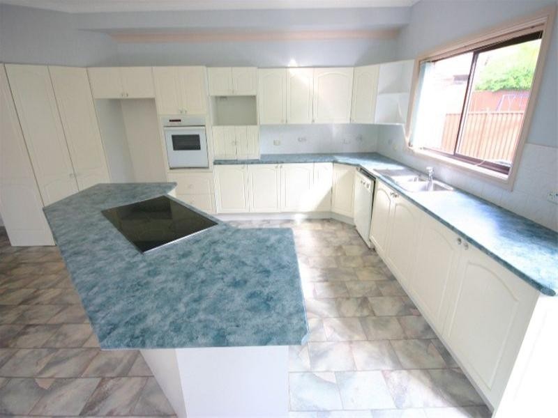 1 Tay Place, Woronora NSW 2232