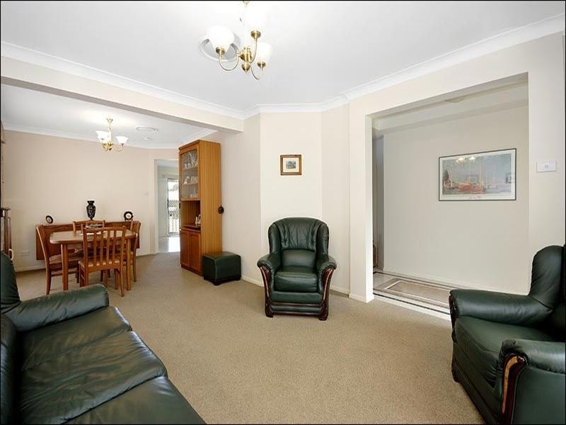 7 Throsby Close, Barden Ridge NSW 2234