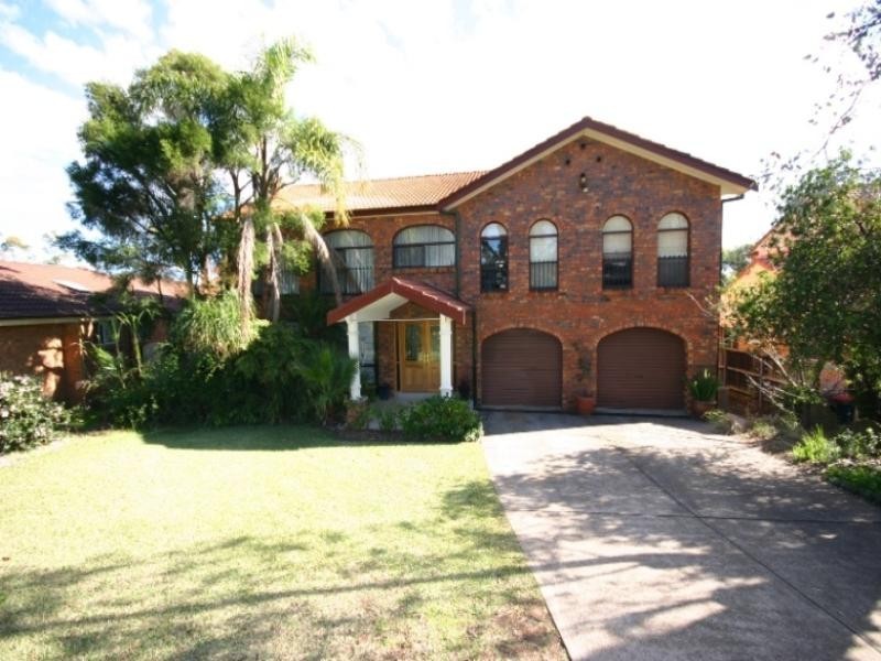 23 Hall Drive, Menai NSW 2234