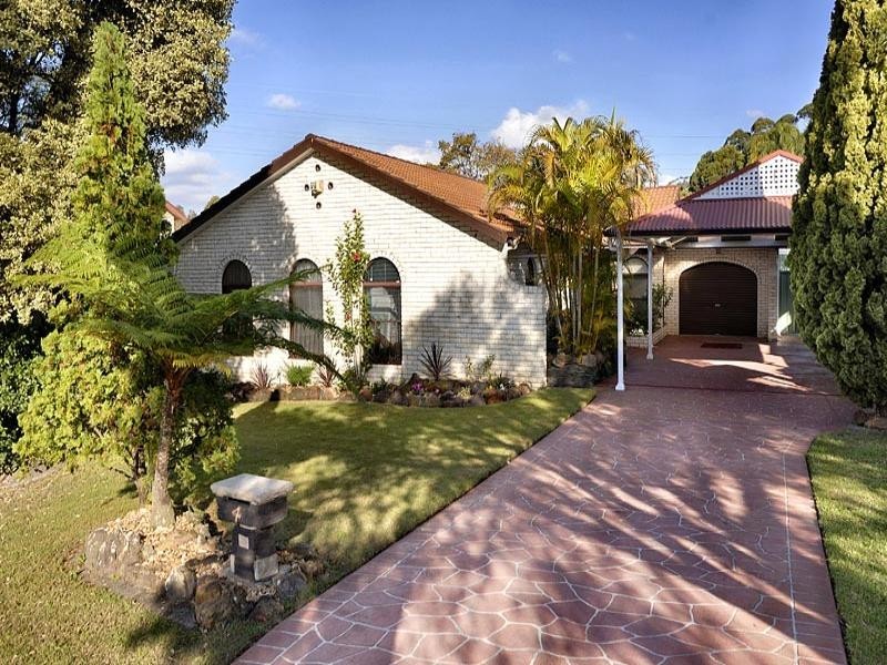 4 Bimbai Close, Bangor NSW 2234