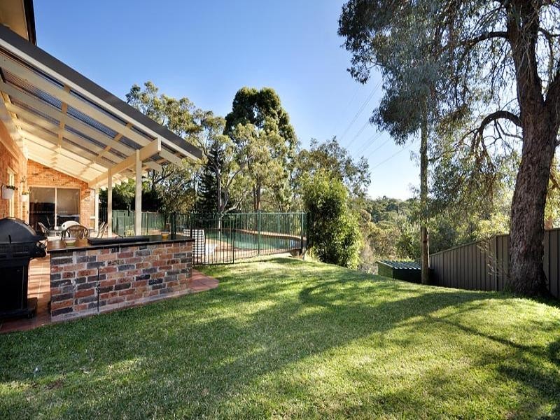 4 Brice Close, Illawong NSW 2234