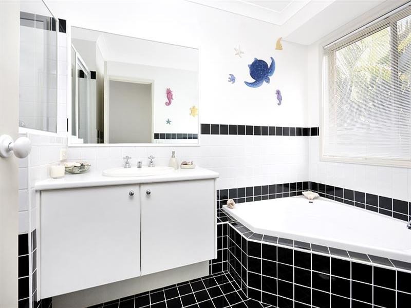 36 Nicolson Circuit, Menai NSW 2234