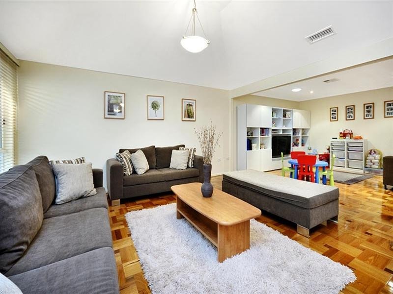 6 Grout Place, Menai NSW 2234