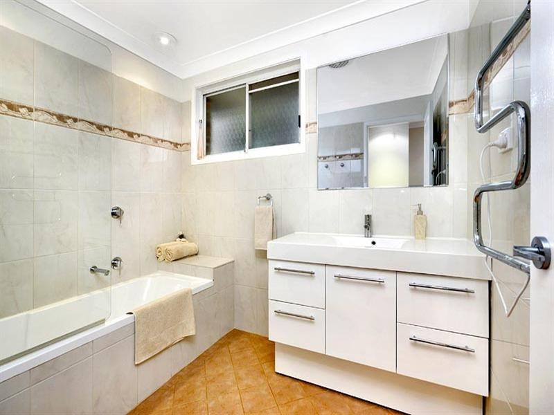 6 Grout Place, Menai NSW 2234