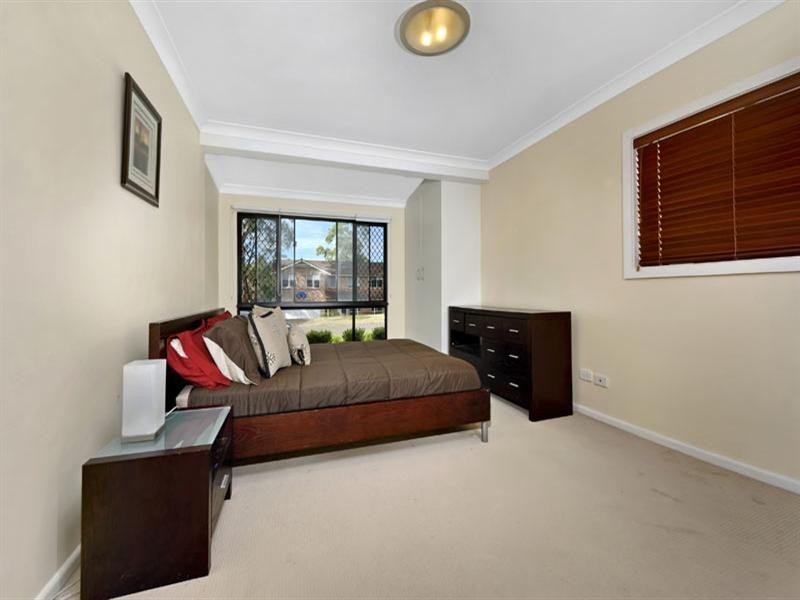 21 Jervis Drive, Illawong NSW 2234