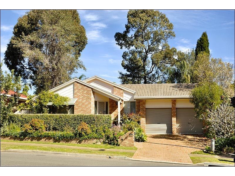 18 Allison Crescent, Menai NSW 2234