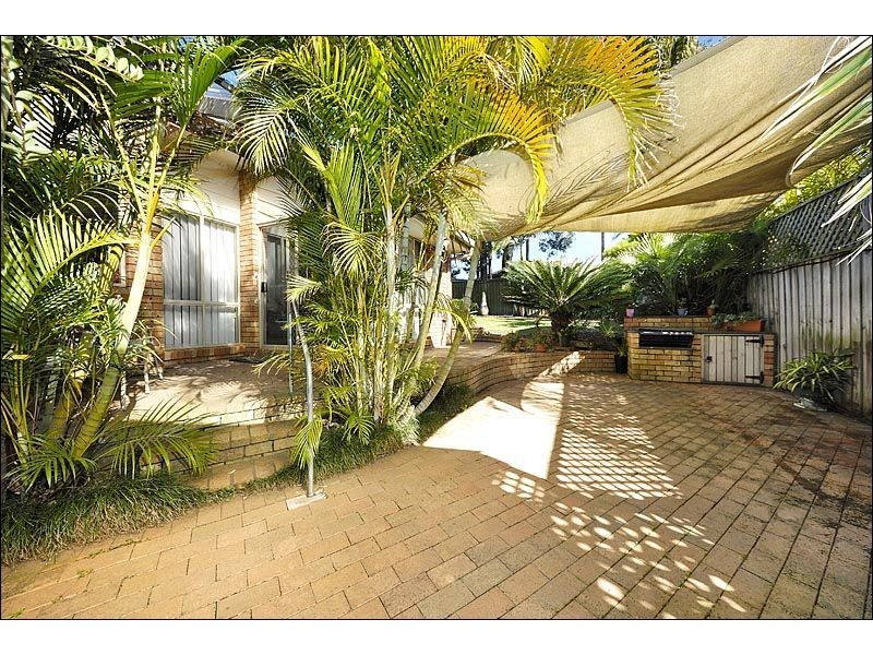 18 Allison Crescent, Menai NSW 2234