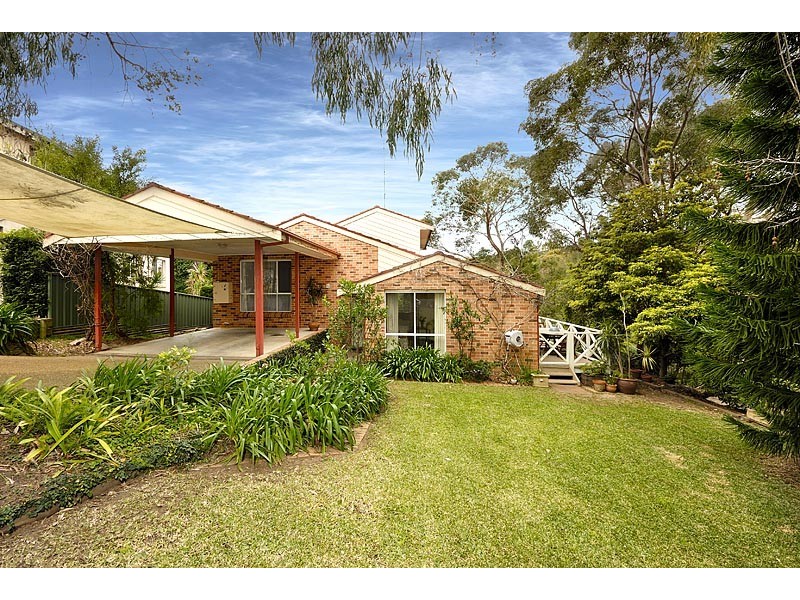 6 Ontario Close, Illawong NSW 2234