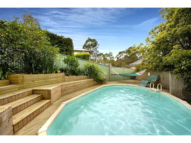 6 Ontario Close, Illawong NSW 2234