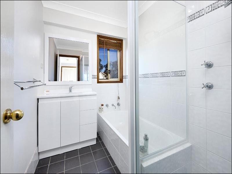 14 Denbigh Place, Menai NSW 2234