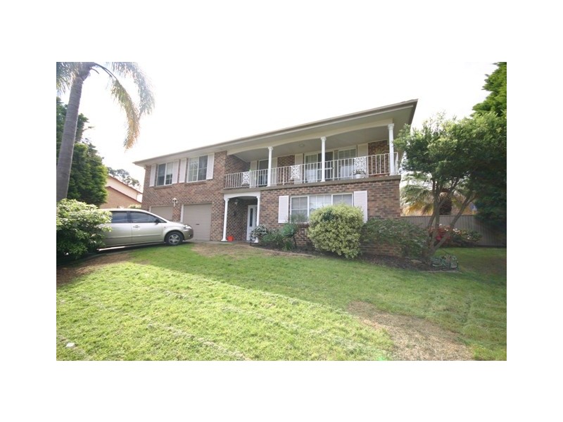 17 Jervis Drive, Illawong NSW 2234