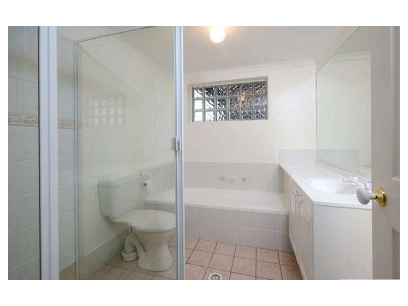 4/27 Bluegum Way, Menai NSW 2234