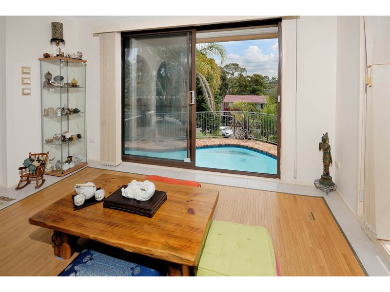 6 McCabe Place, Menai NSW 2234