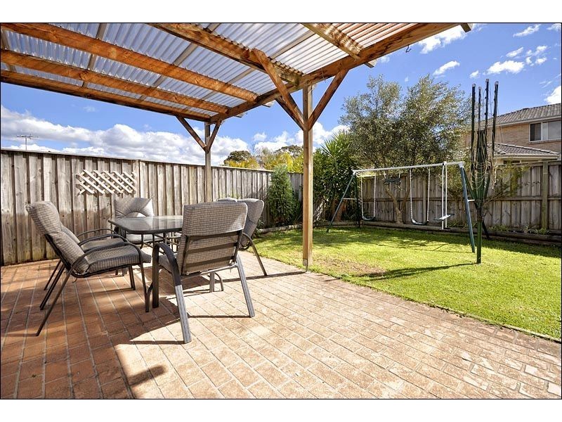 19 Batchelor Close, Menai NSW 2234