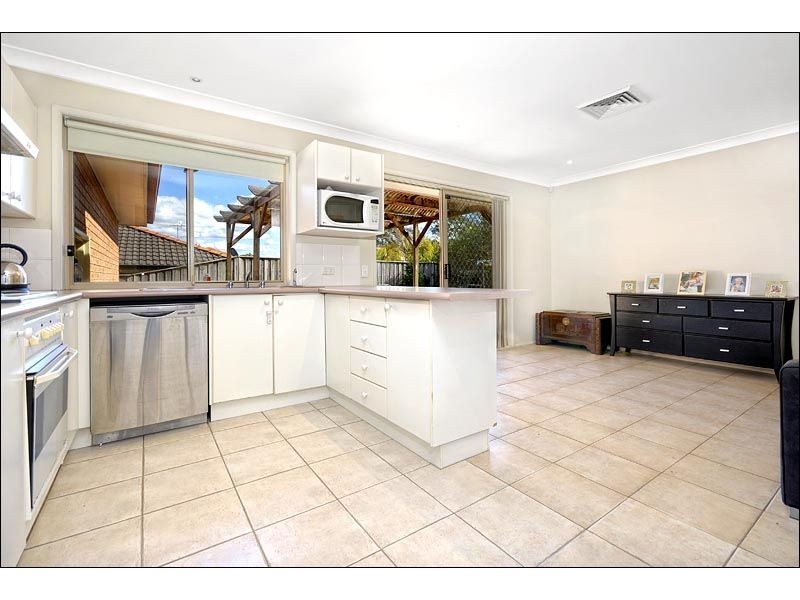 19 Batchelor Close, Menai NSW 2234