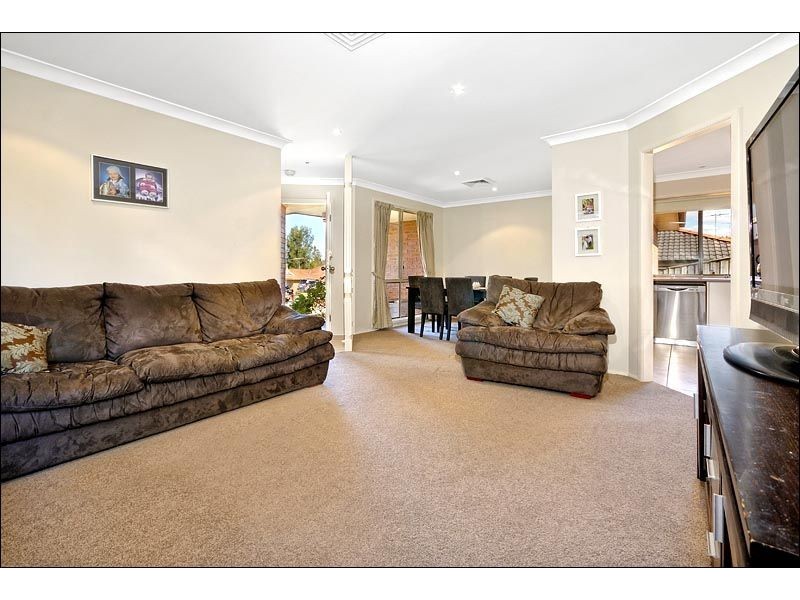 19 Batchelor Close, Menai NSW 2234