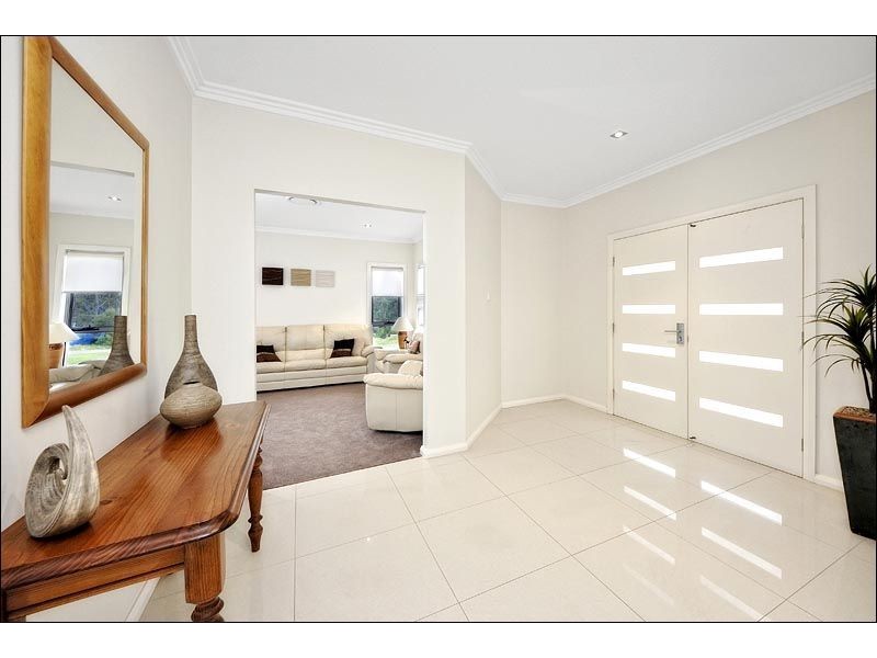 19 Timbrey Circuit, Barden Ridge NSW 2234