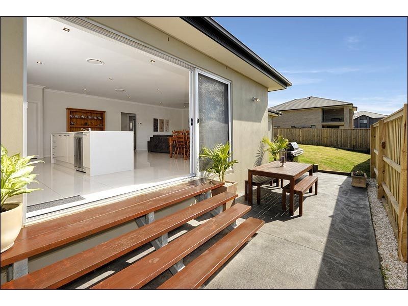 19 Timbrey Circuit, Barden Ridge NSW 2234