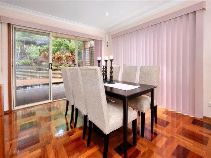 27 Burley Close, Illawong NSW 2234