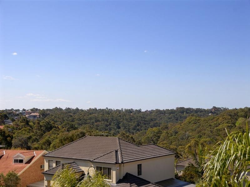 7 James Close, Menai NSW 2234