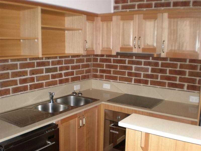 93 Bignell Street, Illawong NSW 2234