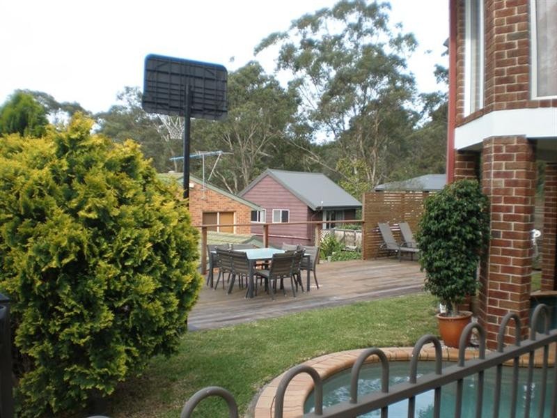 93 Bignell Street, Illawong NSW 2234