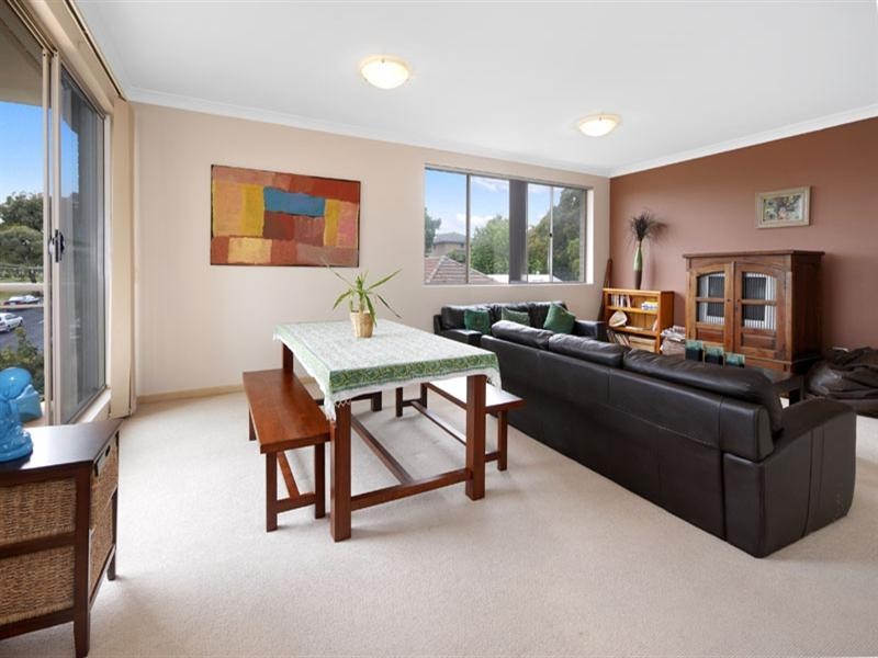 9/96-100 Railway Crescent, Jannali NSW 2226