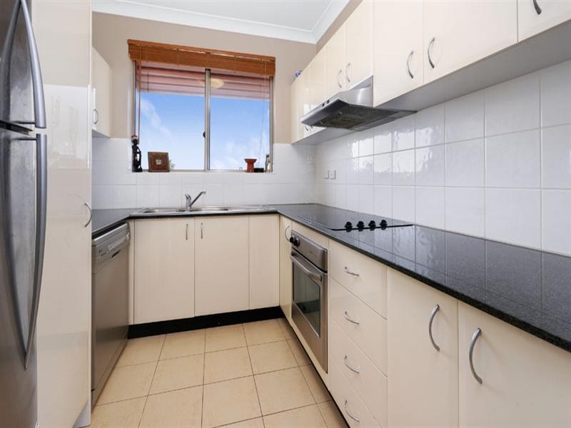 9/96-100 Railway Crescent, Jannali NSW 2226