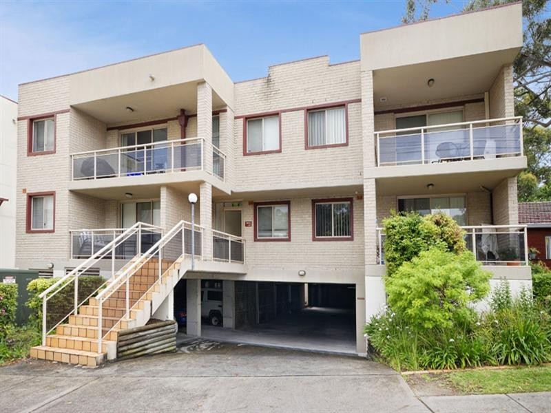 9/96-100 Railway Crescent, Jannali NSW 2226