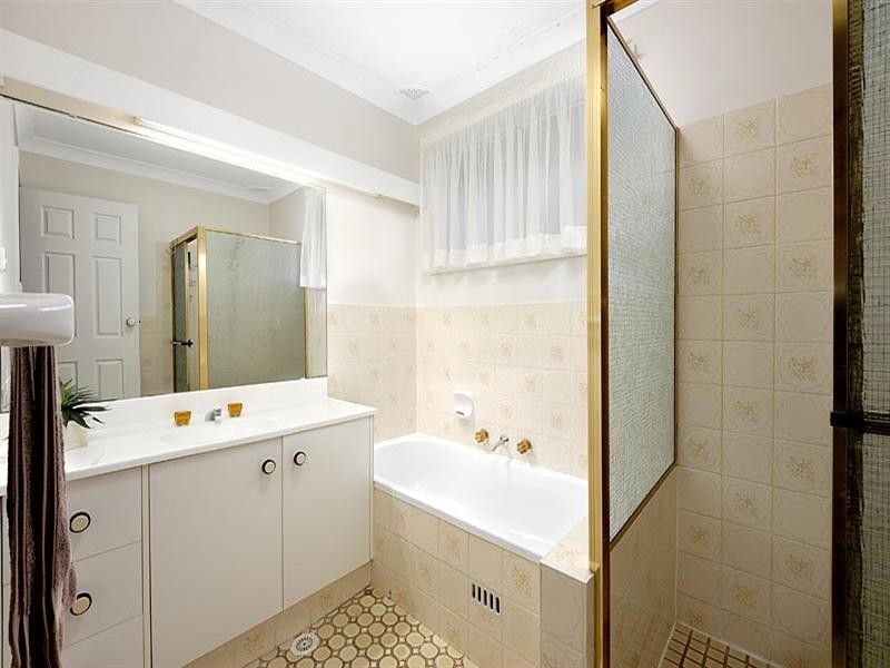 18 Bowra Close, Bangor NSW 2234