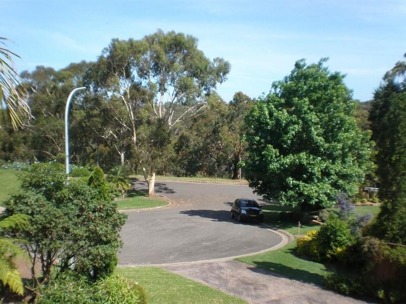 1 West Close, Illawong NSW 2234