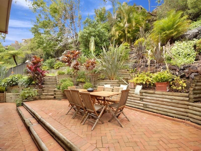 27 Burley Close, Illawong NSW 2234