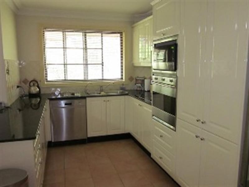 E11/6 Schofield Place, Menai NSW 2234