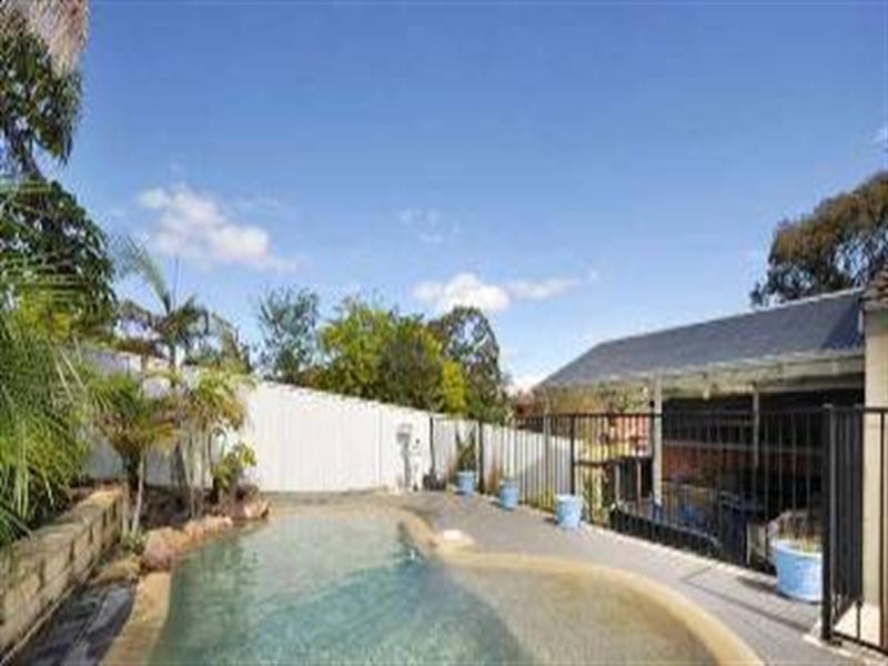 56 Barnes Crescent, Menai NSW 2234