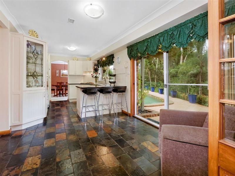 8 Piper Close, Milperra NSW 2214